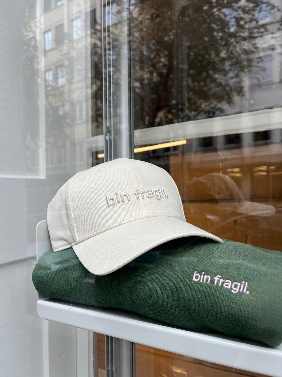 Cap "bin fragil"